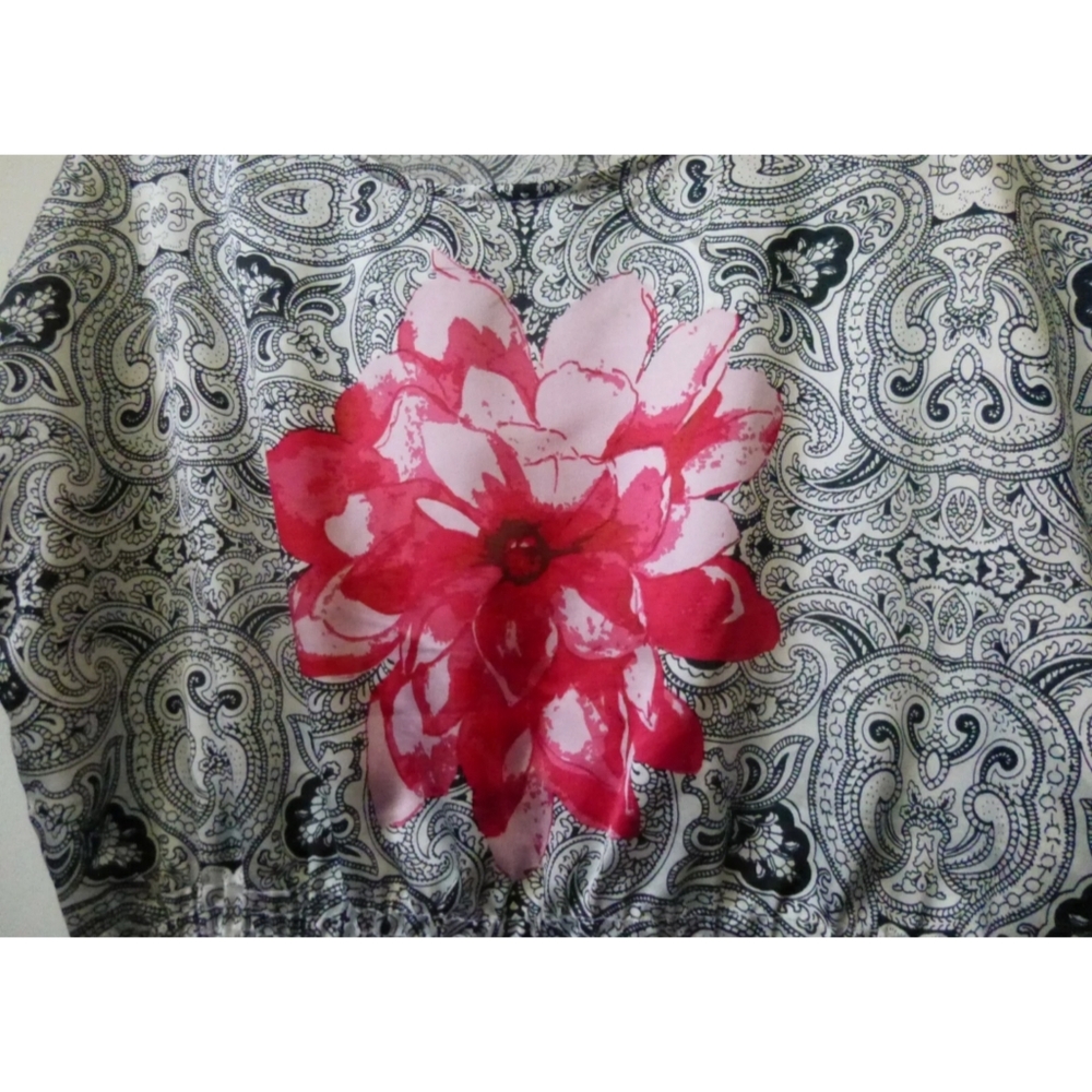 Women Top Size M Short Sleeve Allison Brittney Crew Neck Casual Elastic Waist - Picture 2 of 4